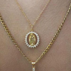 Meet your Posher, Britany